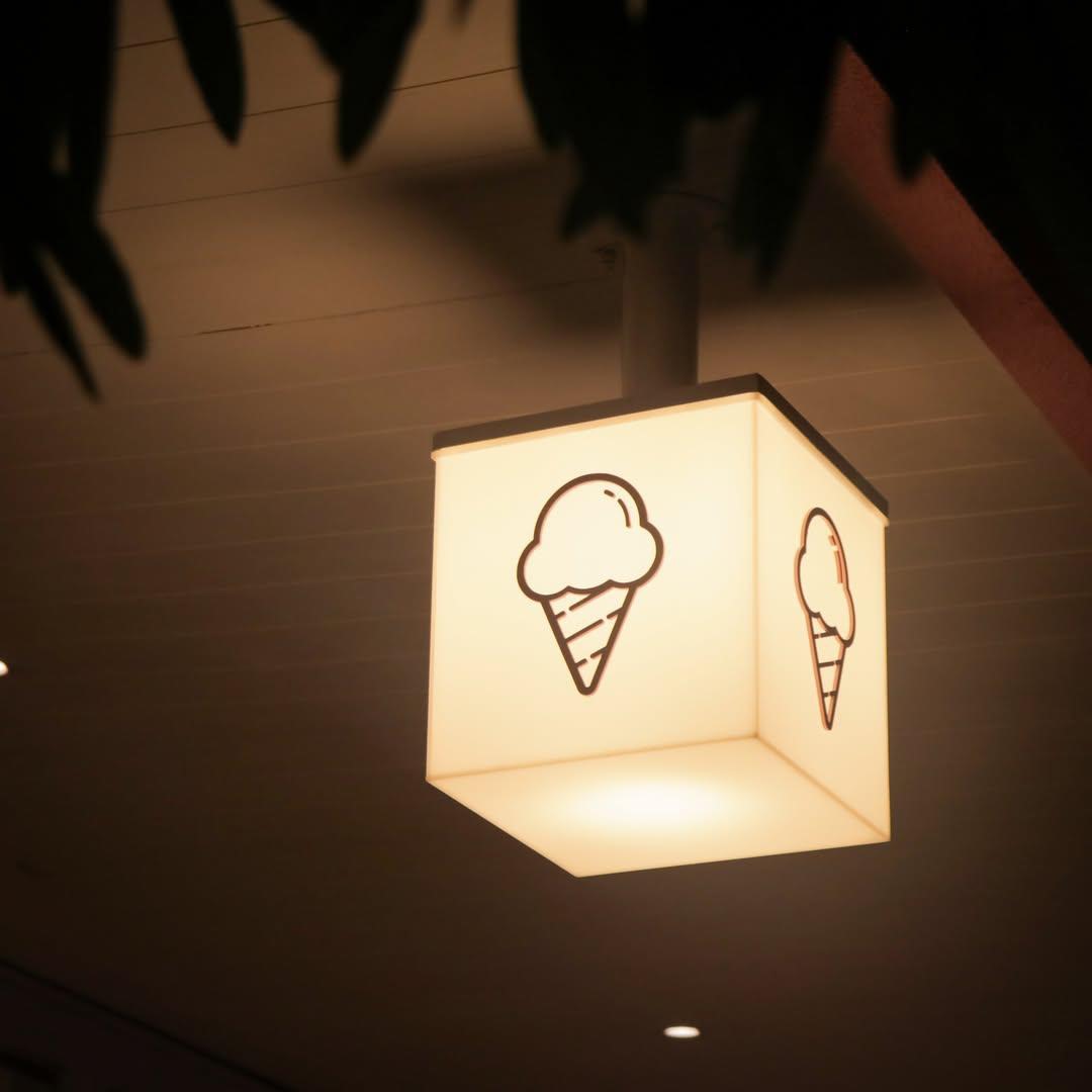 neon box